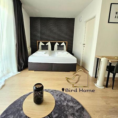 Bird Home Room 9 Klagenfurt am Woerthersee Exterior foto