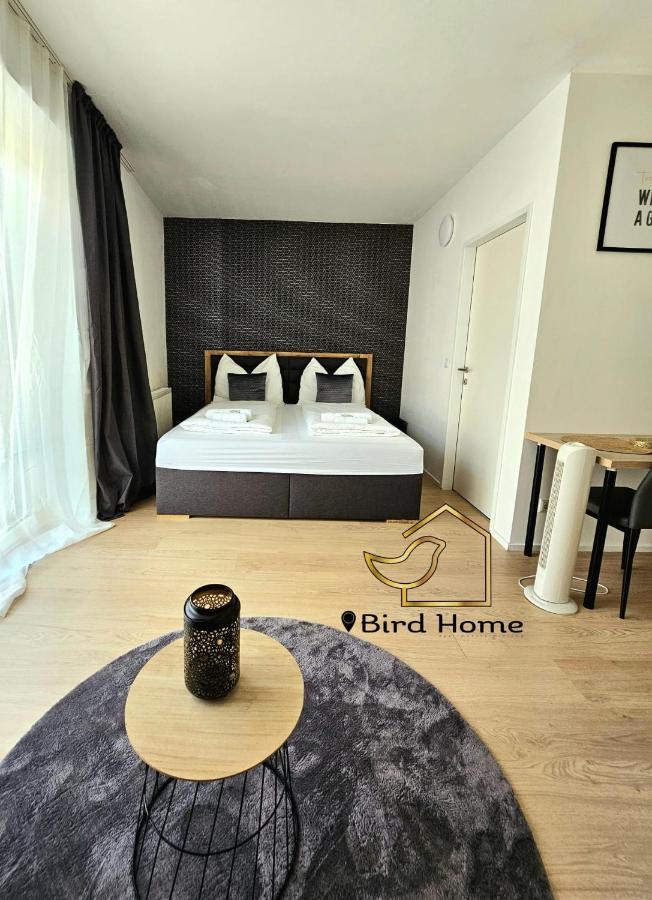 Bird Home Room 9 Klagenfurt am Woerthersee Exterior foto